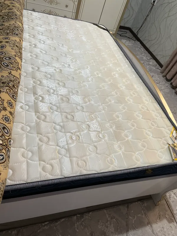 Spalniy garnitur sotiladi holati ideal — фото 4