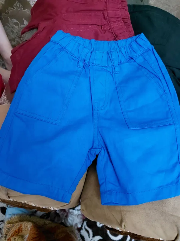 shortikla 3, 4 yoshga 4 hil rangda bor 2 shortikla 3, 4 yoshga 4 hil rangda bor 2