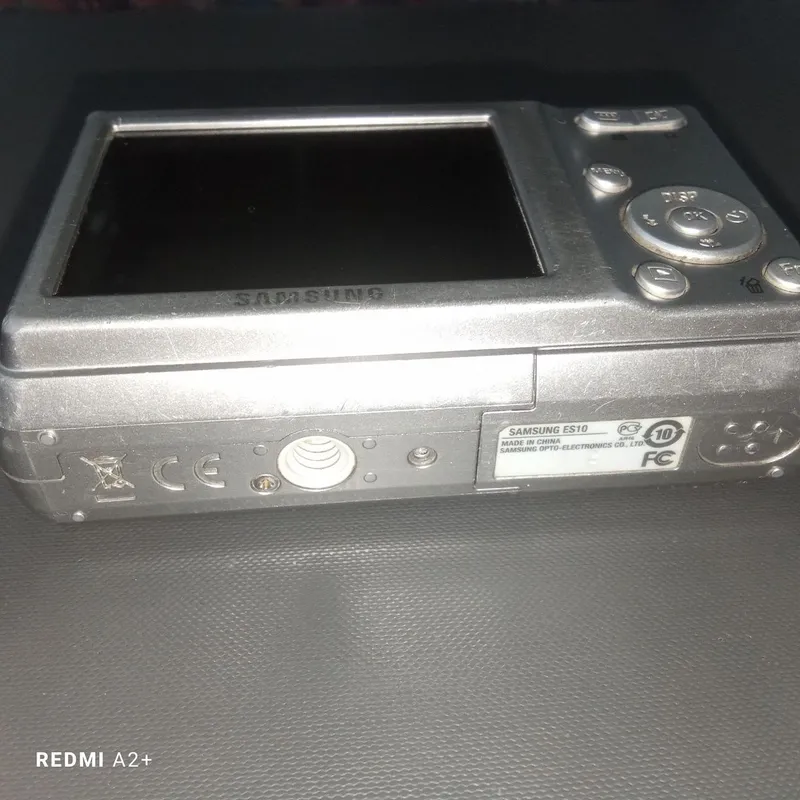 Samsung ES10 Camera. Made in china, SAMSUNG OPTO-ELECTRONICS CA.,LTD — фото 2
