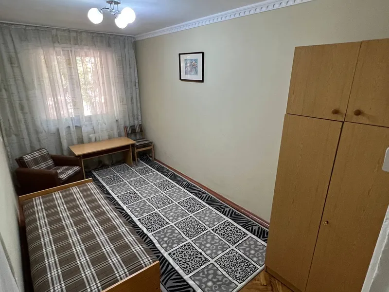 3-комнатная квартира, 65 м², 1/4 этаж (вторичка) 4