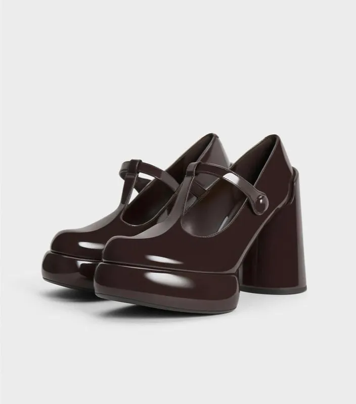 Charles & Keith — фото 1