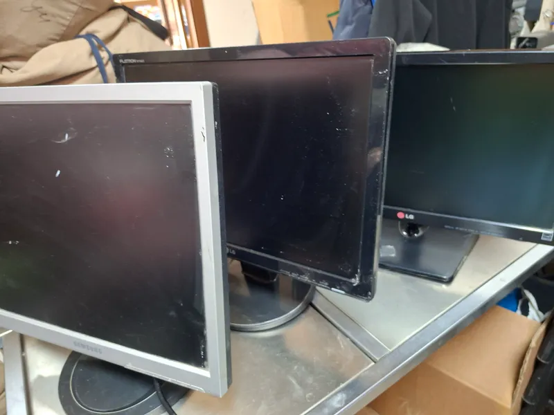 Kompyuter monitorlari 1 Kompyuter monitorlari 1