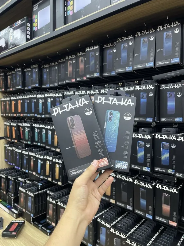 Original Pitaka case iPhone 17 / 17 Air 48$