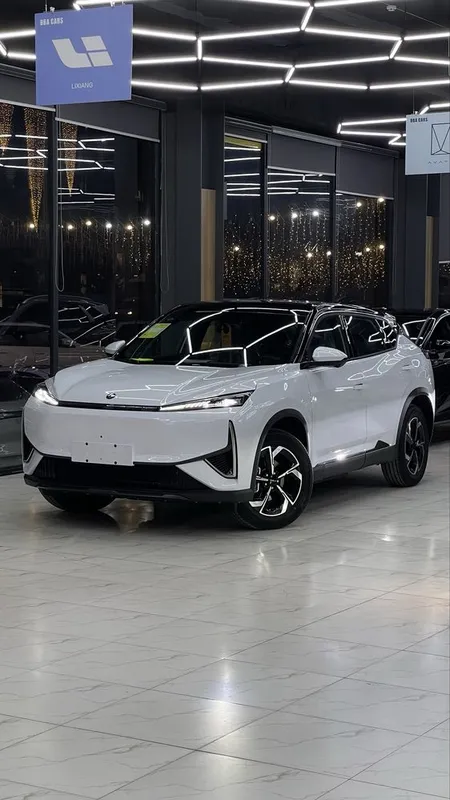 Dongfeng aeolus L7 518 ev + Garantiya tayyori avtasalonda