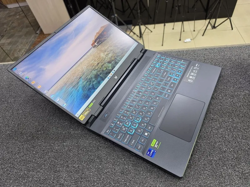 Acer Predator Helios Neo 16 Core i9 4 Acer Predator Helios Neo 16 Core i9 4