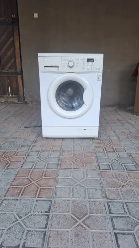 Продоётся стиралная машинка LG