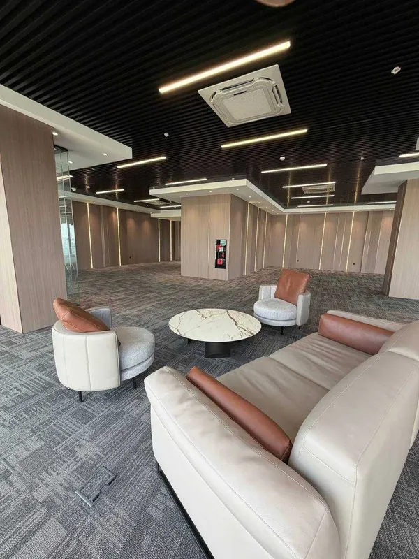 Аренда офиса с ремонтом в БЦ KAYAN 290 кв.м