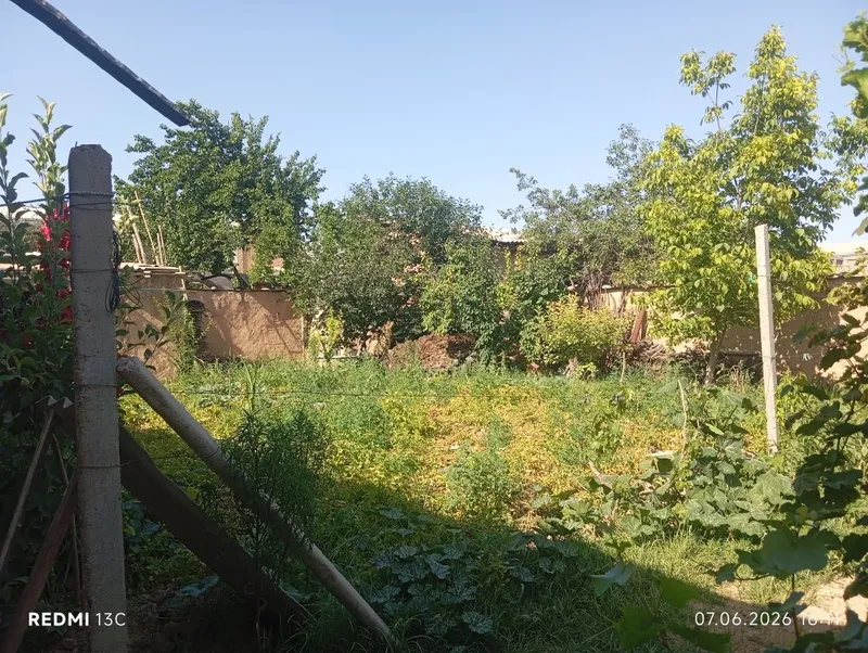 Yer sotladi 2 sotix abdurahmon