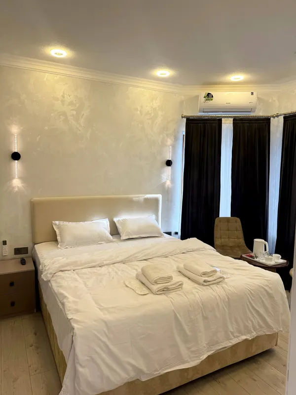 Bezzaks Hotel gostinitsa otel mehmonxona