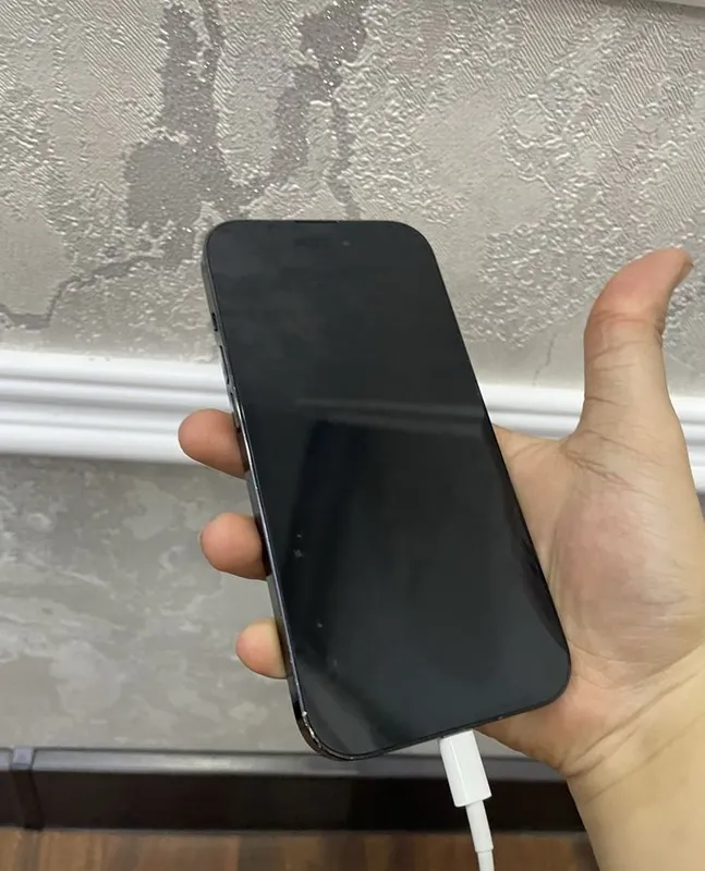 Продаётся iPhone 14 Pro 1 Продаётся iPhone 14 Pro 1