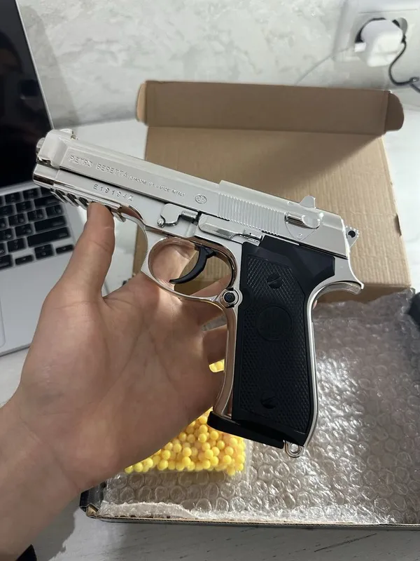 Beretta ойнчок пистолет