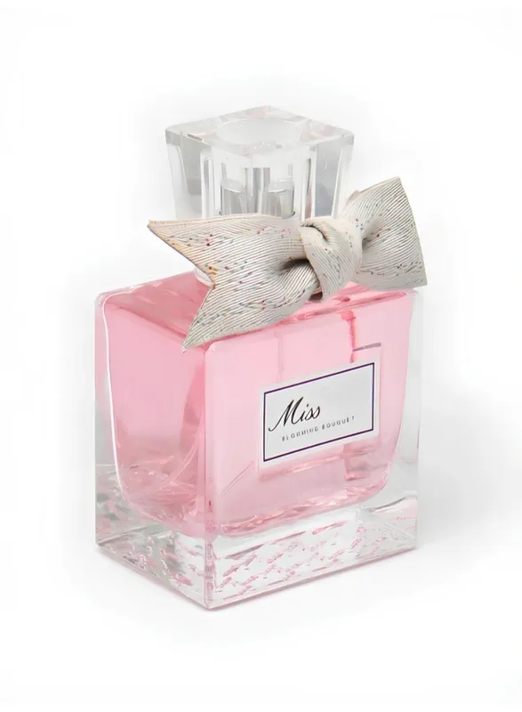 Miss Dior ayollar uchun nafis va jozibador atir 8 Miss Dior ayollar uchun nafis va jozibador atir 8