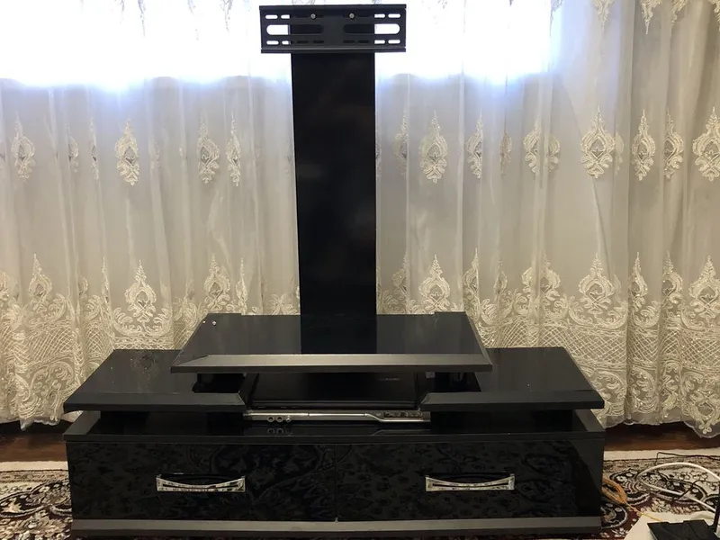 Подставка для телевизора 1