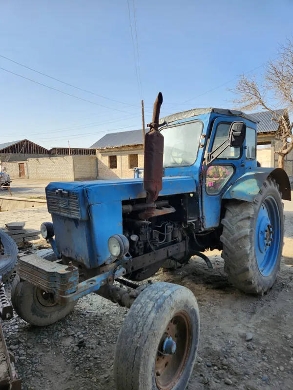 Tractor T40 holati zor — фото 1 Tractor T40 holati zor — фото 1