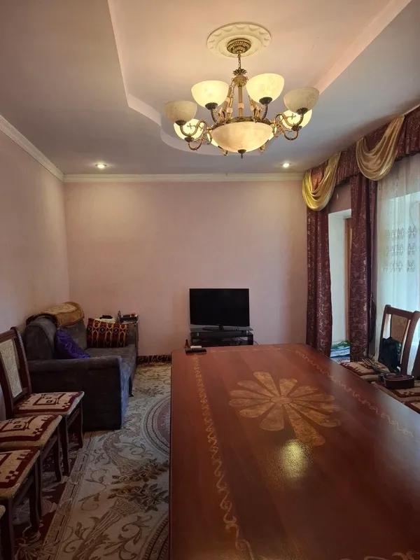 Hovli sotiladi 9