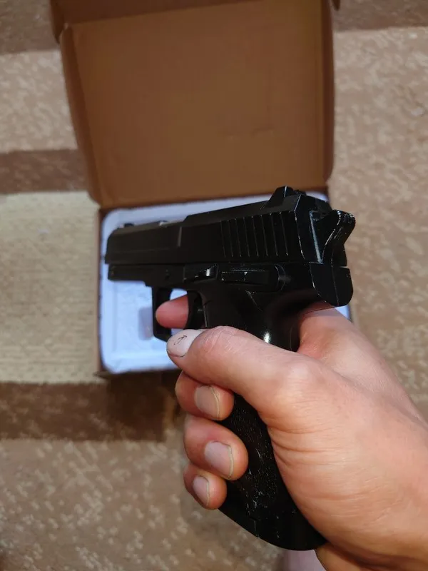 Пневматический пистолет H&k USP 5