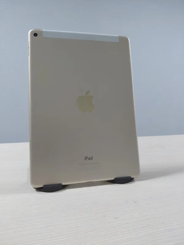 Срочно продаю Apple iPad Air 2 (A1567) 64 ГБ LTE Срочно продаю Apple iPad Air 2 (A1567) 64 ГБ LTE