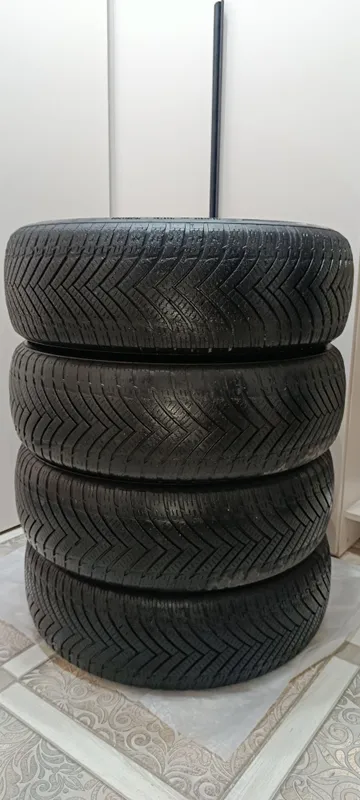 Продаётся резина Imperial 185/65R14