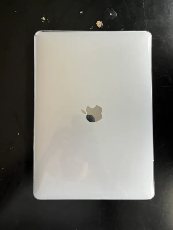 MacBook Air 13 8/256GB в очень хорошем состоянии 2