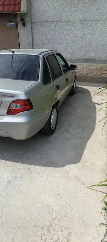 Nexia 2 sotiladi 3