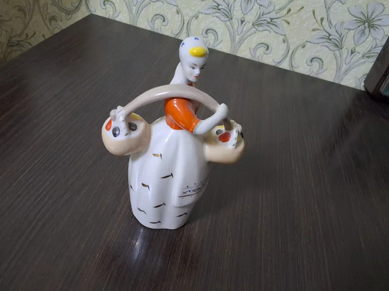 Продам статуэтку
