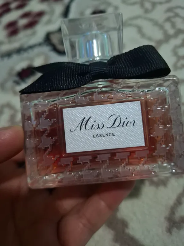 Miss Dior Essence