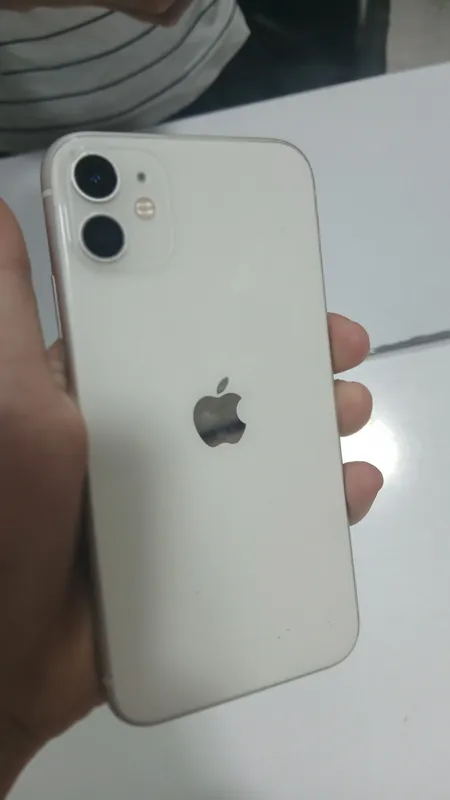 iPhone 11 obmen bor hamma joyi radnoy — фото 1