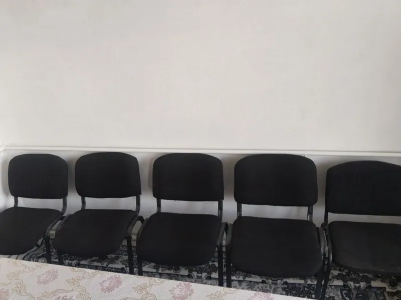 Yumshoq office stullari 1