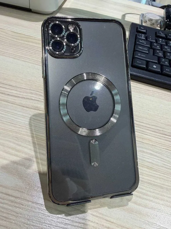 IPhone 11 Pro Max 65 ГБ. Без ремонтов, Face ID работает — фото 1
