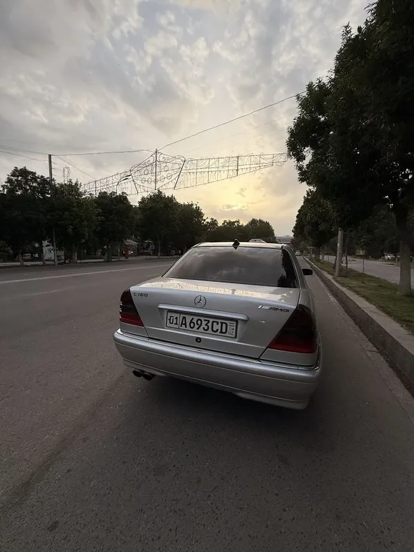 Продам Mercedes Benz w202 с поменяным мотором 7 Продам Mercedes Benz w202 с поменяным мотором 7
