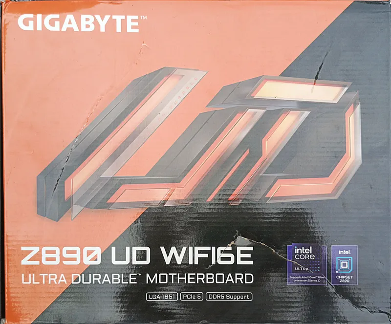 GİGABYTE™ Z890 UD Wİ-Fİ 6E — фото 1 GİGABYTE™ Z890 UD Wİ-Fİ 6E — фото 1