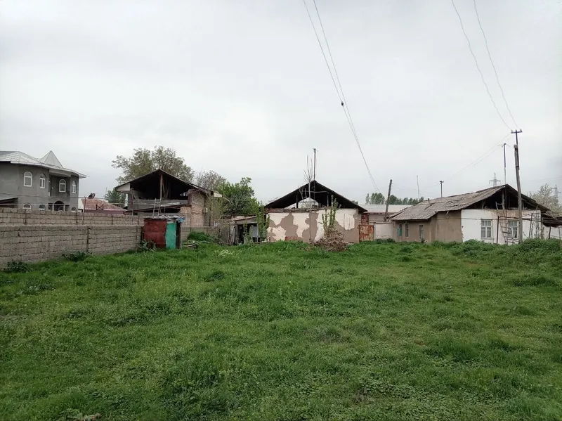 Yangi Toshkent yer uchaska sotiladi 13,sotix arzon bervomman — фото 1