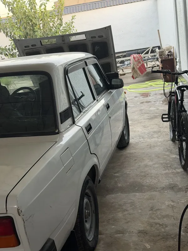 vaz 2107 jiguli 2