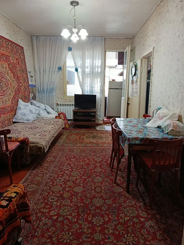 Продаеться 2 ком. 2 этаж дом рабад мечеть 1 Продаеться 2 ком. 2 этаж дом рабад мечеть 1