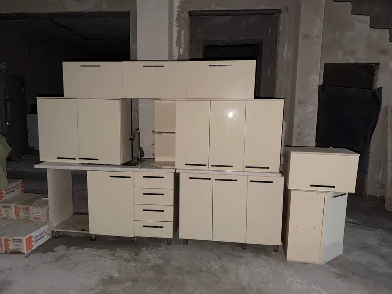 mebel oshxona uchun 6 oy ishlatilgan holati ideal mebel oshxona uchun 6 oy ishlatilgan holati ideal