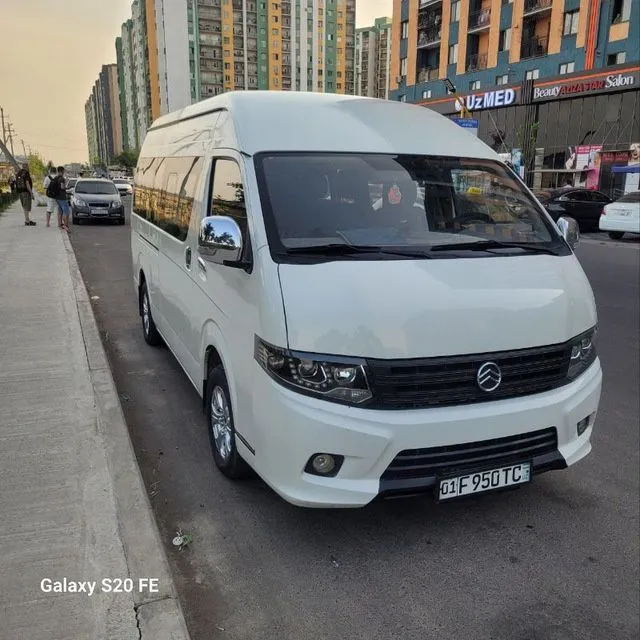 Zakax mikroavtobus Zakax mikroavtobus