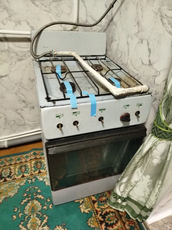 Газовая плита сотилади — фото 1