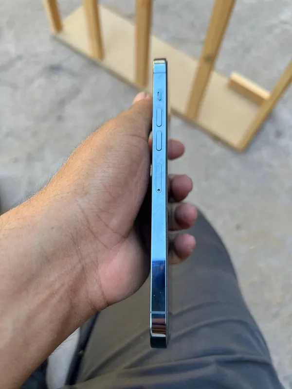 Iphone 13 pro maxs sotiladi hotirasi 128 yomks 78 — фото 2