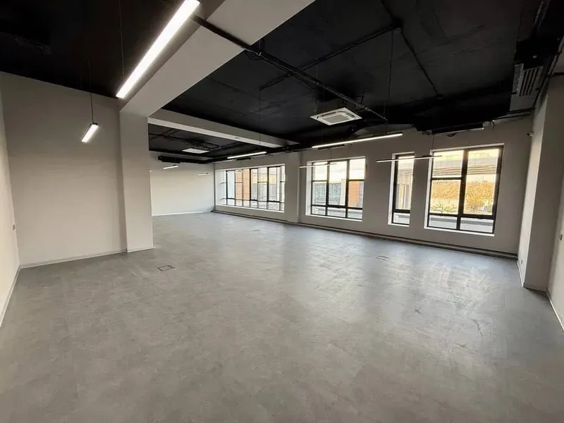 Аренда помещения улица Махтумкули ARCA Mebel, 1219м² — фото 3