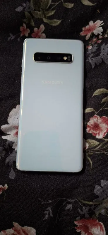 Samsung galaxy S 10 — фото 1