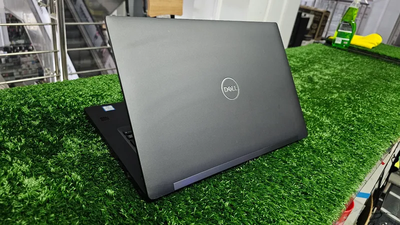 Dell - Latitude 7490 — с ним вы наслаждаетесь своим творчеством! 3 Dell - Latitude 7490 — с ним вы наслаждаетесь своим творчеством! 3