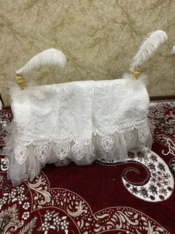 Beshik Yengi ishlatilmagan Xamma narsalari bor