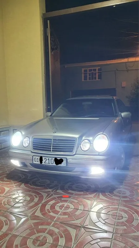 W210 сотилади состояние кузов идеал 111 матор — фото 3