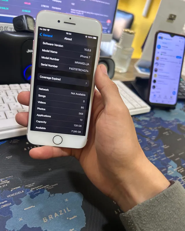 iPhone 7 128 ГБ, коробка 3 iPhone 7 128 ГБ, коробка 3