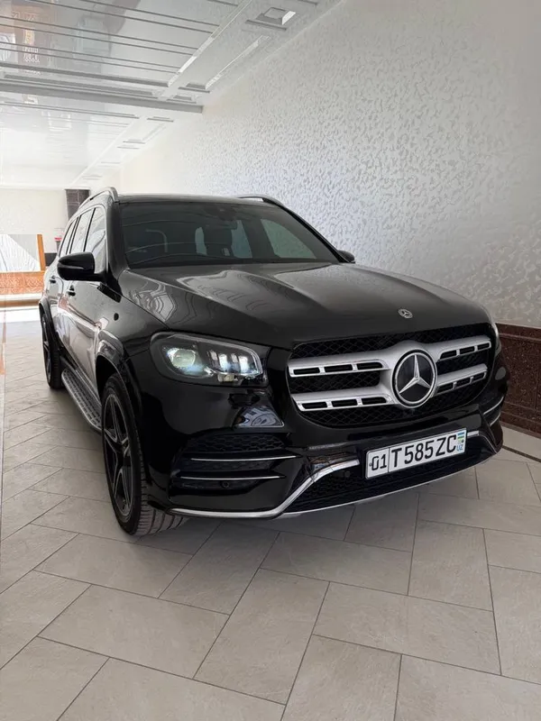 Mercedes-Benz GLS 450 2 Mercedes-Benz GLS 450 2