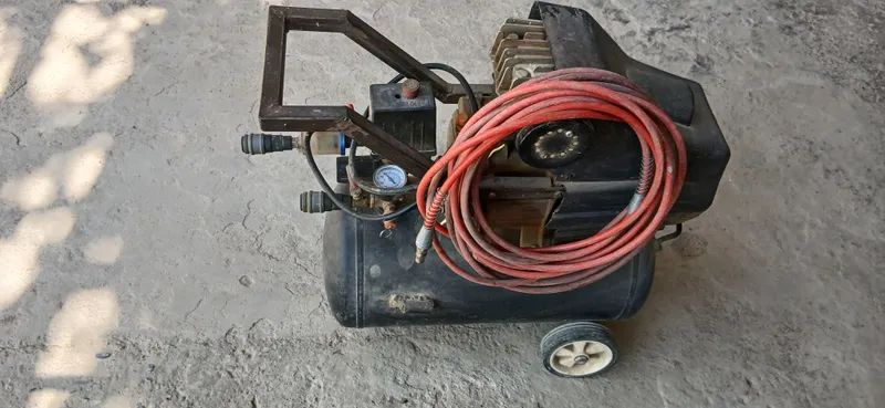 EPA AIR COMPRESSOR 20L 2