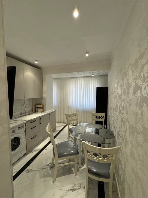 2-комнатная квартира, 64 м², 3/4 этаж (вторичка) — фото 1