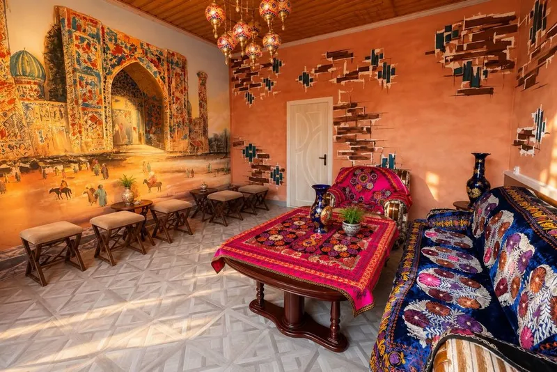 Registan Courtyard hostel 6