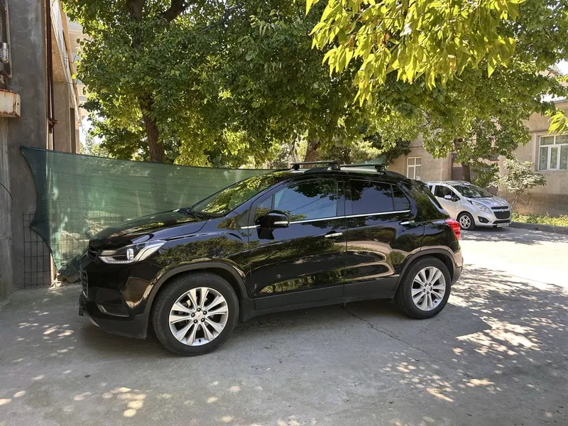 Chevrolet Tracker sotiladi TOZA