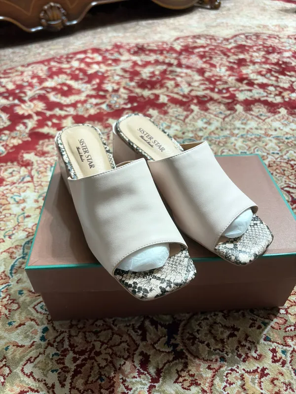 Ayollar oyoq kiymi pushti 37 razmrr